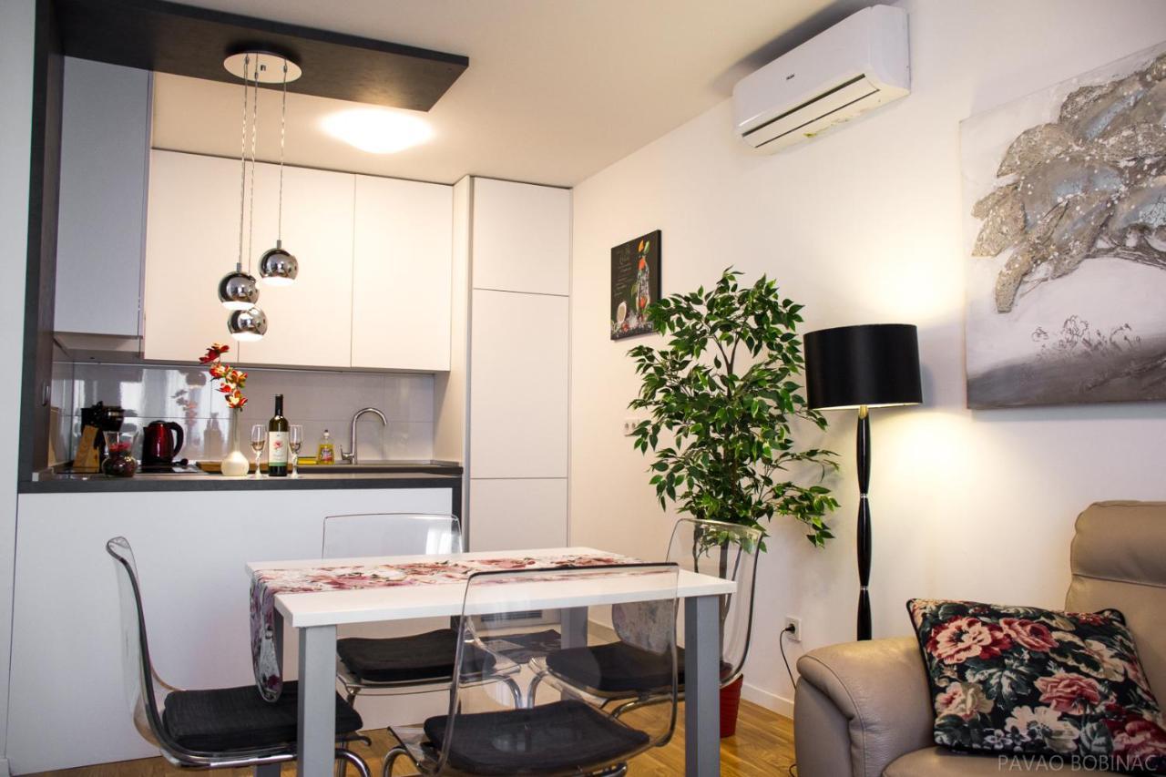 West Residence Luxury Apartment **** Zagreb Extérieur photo