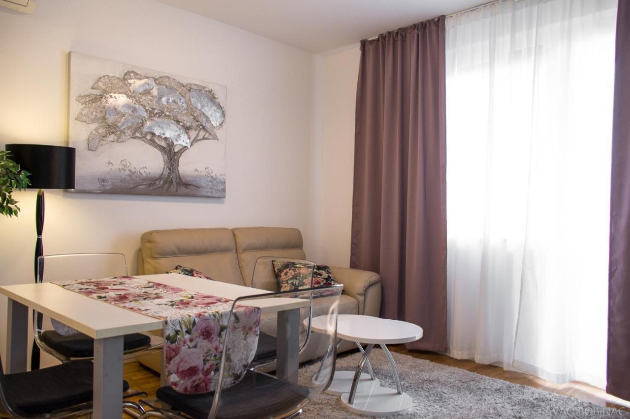 West Residence Luxury Apartment **** Zagreb Extérieur photo
