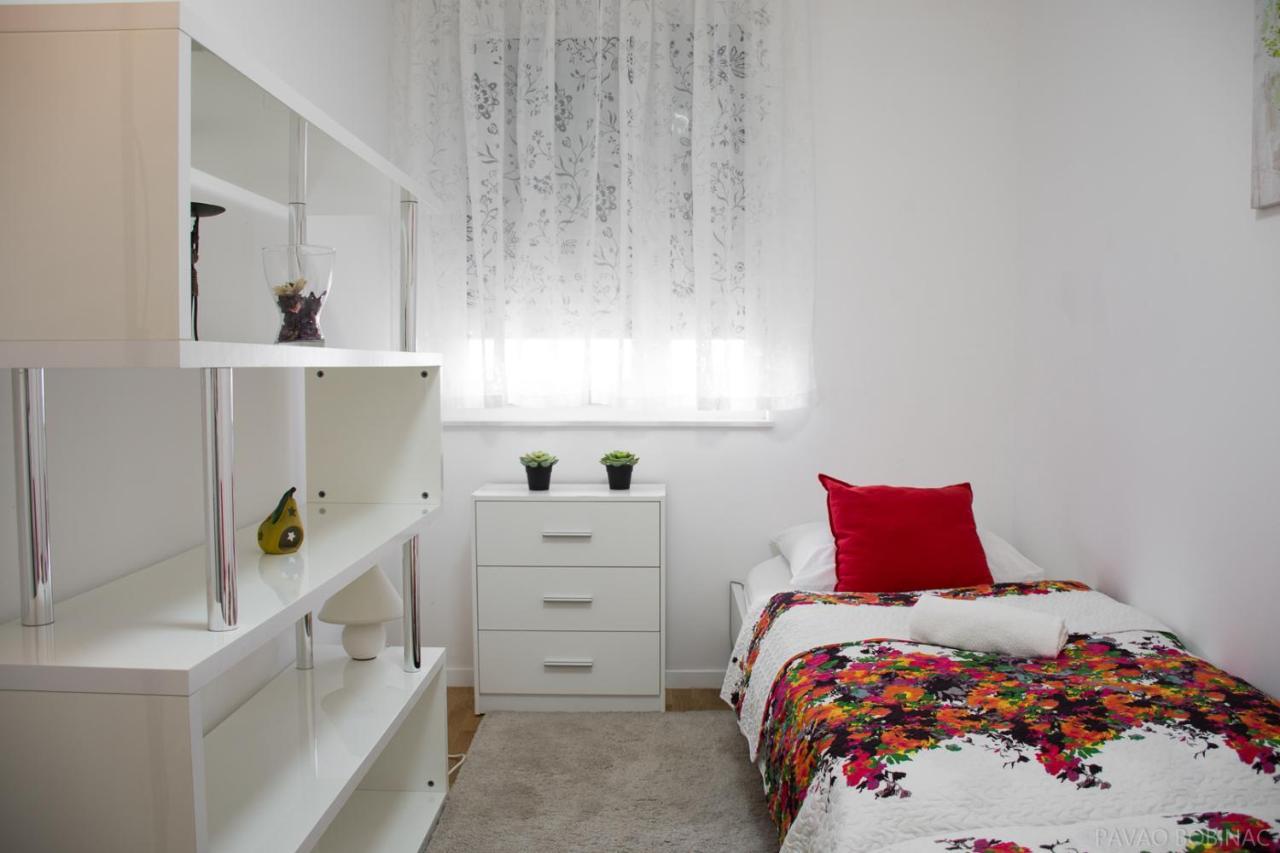 West Residence Luxury Apartment **** Zagreb Extérieur photo